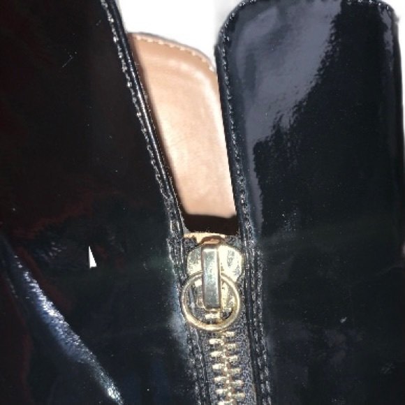Zara Black/Gold Patent Leather Side Zip Almond Toe Chunky Block Heel Ankle Boots - Picture 10 of 11
